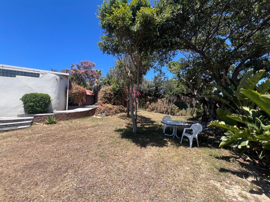 To Let 1 Bedroom Property for Rent in Bluewater Bay Eastern Cape